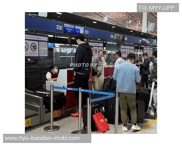 杨瀚森工作室回顾：凌晨1点入睡4点赶机场的忙碌生活