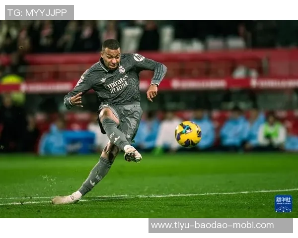 马卡报道皇马对赫罗纳卡雷拉斯或将临时担任中后卫